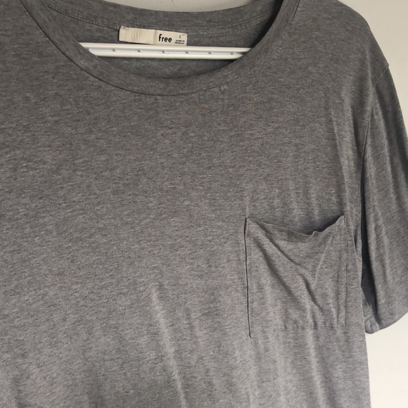 Aritzia Wilfred Free Crop T-shirt (size small) - Picture 3 of 3